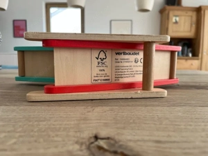 Vertbaudet Holz Kugelbahn   Rennbahn mit 3 Autos   guter Zustand Bild 2