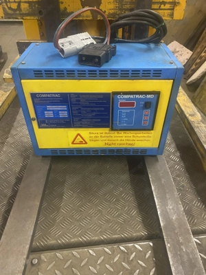 Oerlikon Ladegerät 24V 40A