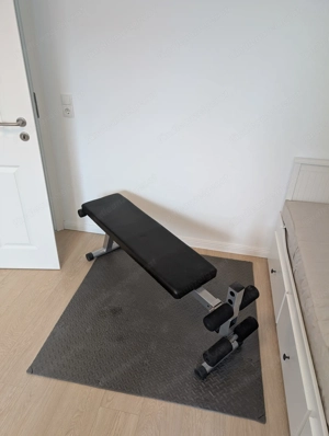 Neuwertige ScSPORTS Hantelbank   Trainingsbank klappbar