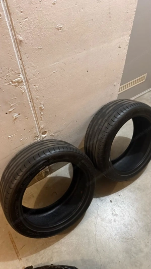 225.45.17 Sommerreifen   Bild 2