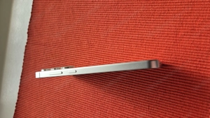 Samsung Galaxy S24 FE - neuwertiges Smartphone Bild 4