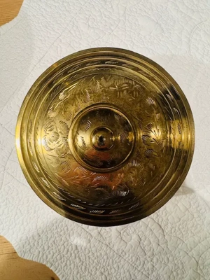 Messingschale mit Deckel Bild 2