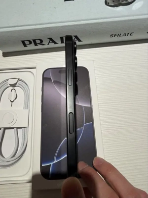 iPhone 16 Pro 256GB Bild 3