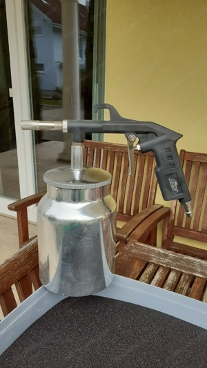 30 kg Sandstrahl Granulat mit Düsen Sprühgerät um 20. - Euro   zu verkaufen Bild 3