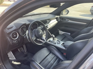 Alfa Romeo Stelvio Q4 VELOCE Bild 4
