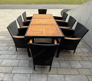 Gartenmöbel - Tisch mit 8 Stühlen Bild 2