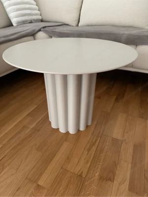 Wohnzimmertisch Bild 2