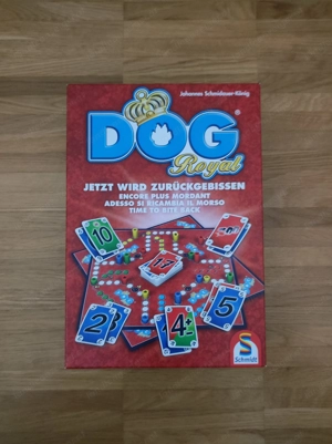 Dog Royal von Schmidt