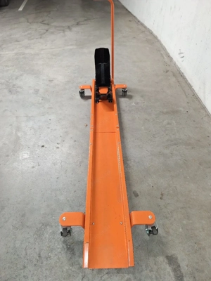 Motorrad Rangierschiene mit Wippe Bild 3