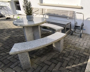 Granit Tisch und Bänke  9 Teilig Bild 2