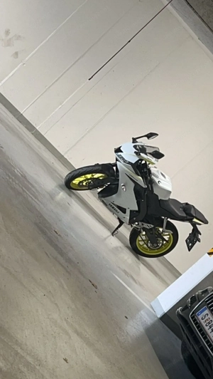 Yamaha YZF-R 125 A Sonderedition