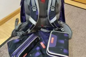 Schultasche mit Zubehör für die Volksschule Bild 6