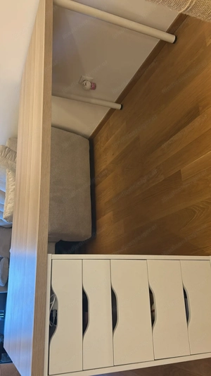 Schreibtisch mit Schubladenelement