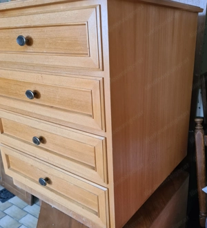 Vollholzkästchen mit vier Schubladen zu verschenken Bild 4