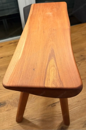 2  Holzschemel Bild 3