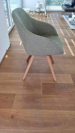 6 bequeme Esszimmerstühle Bild 5