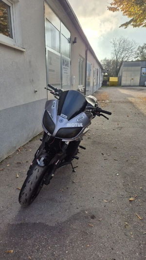 Yamaha FZS 1000 Fazer Bild 6