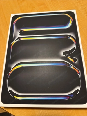 iPad Pro 13" (2024) - Space Schwarz - 256 GB - Wi-Fi Bild 2