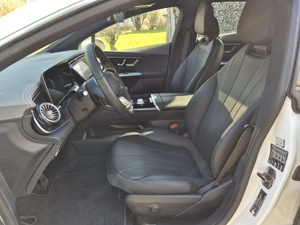 Mercedes Benz EQE 300 AHK EZ 06 2025 Bild 7