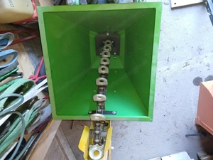 Kartoffelleger, Landwirtschaft, Traktor Bild 3