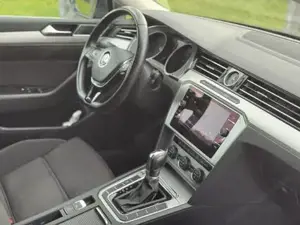 VW Passat Bild 13