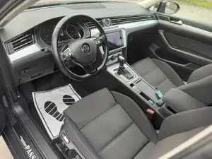 VW Passat Bild 12