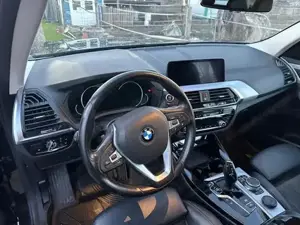 BMW X3 xDrive, Baujahr 2019, 190 PS, Allrad   Top Zustand Bild 3