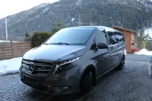 Mercedes Vito Tourer 124 CDI 4x4 Automatik Bild 2