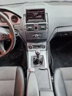 Mercedes - Benz C220 CDI Avantgarde Bild 4