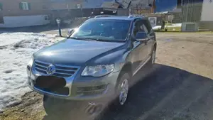 VW Touareg V6 3.0 TDI, Automatik, Luftfahrwerk, 3.5t Anhängelast, Untersetzung, Vorgeführt Bild 4