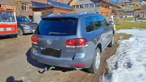VW Touareg V6 3.0 TDI, Automatik, Luftfahrwerk, 3.5t Anhängelast, Untersetzung, Vorgeführt Bild 7