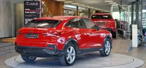 Audi Q3 Bild 8