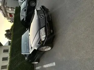 Mercedes Benz SL 280 Bild 2