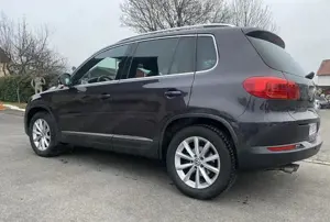 VW Tiguan LOUNGE Sport mit AHK 1,4 l TSI (125 PS) Bild 2