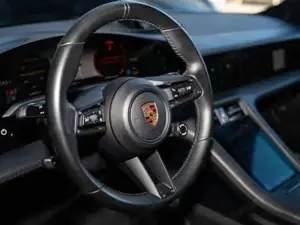 Porsche Taycan Bild 20