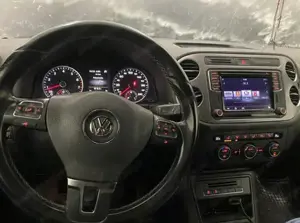 VW Tiguan LOUNGE Sport mit AHK 1,4 l TSI (125 PS) Bild 6