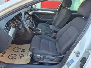 Volkswagen Passat Bild 16