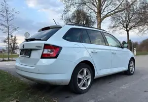 SKODA FABIA  TDi BJ -2016 Nur 118,000km Bild 5