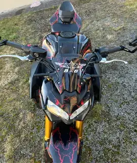 Kawasaki Z900 50th year anniverary Bild 2