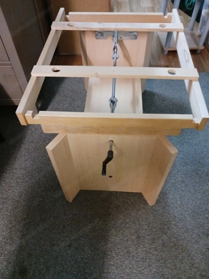 Sideboard, Salontisch Ausziehbar u. Höhenverstellbar 2 Kleiderschränke - Gratis abzugeben Bild 3