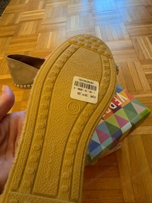 Neu: Verbenas Frühlings- Sommerschuhe aus Rauhleder Bild 4