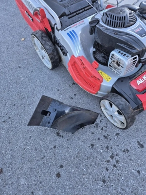 Alko Rasenmäher mit Antrieb  Bild 3