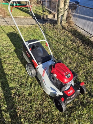 Alko Rasenmäher mit Antrieb 