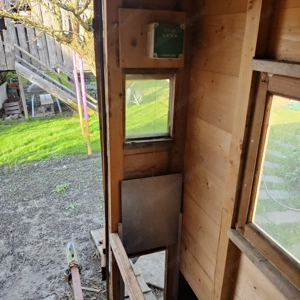 Hühnerstall gebraucht inklusive Zubehör  Bild 2