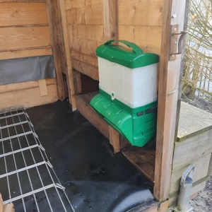 Hühnerstall gebraucht inklusive Zubehör  Bild 3