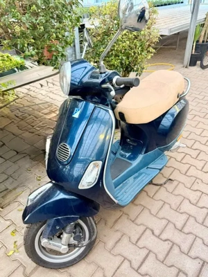 Vespa LX 50 Bild 2