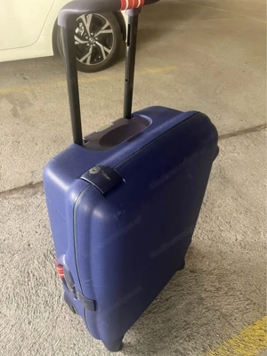 Verkaufe diesen Rollkoffer , siehe Bilder! Bild 3