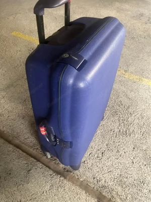 Verkaufe diesen Rollkoffer , siehe Bilder! Bild 2