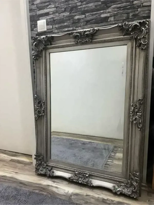 Eleganter, großer Wandspiegel im Barock-Stil Bild 2