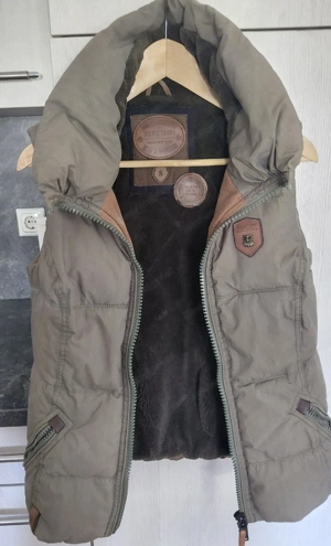 Diverse Kleider Bild 2